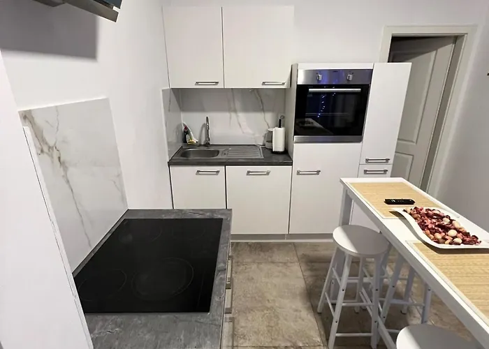 To&to 1 Bedroom شقة *